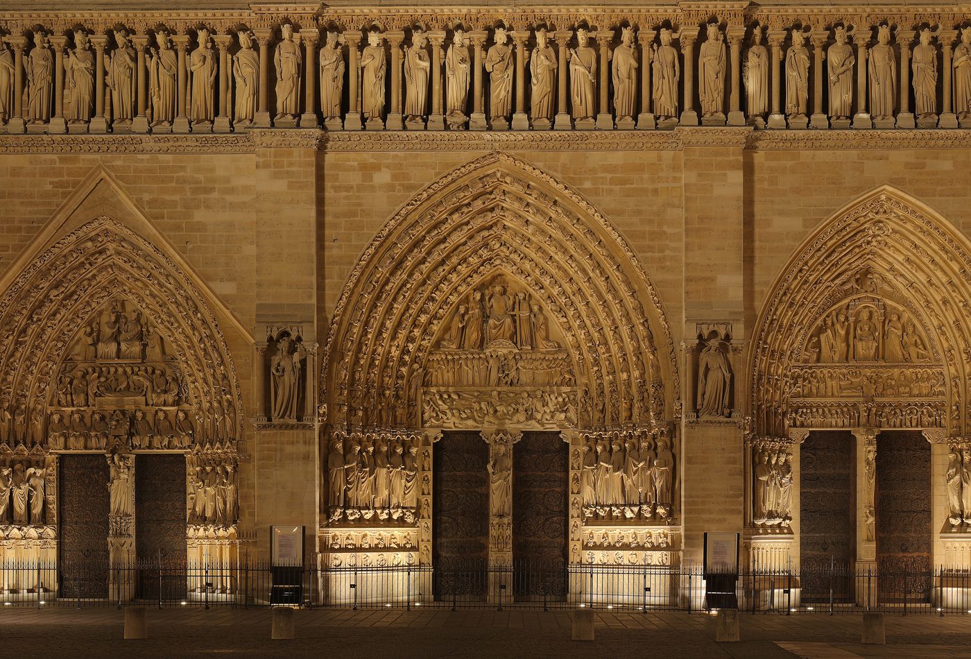 Visual credit thumbnail for Notre-Dame de Paris.